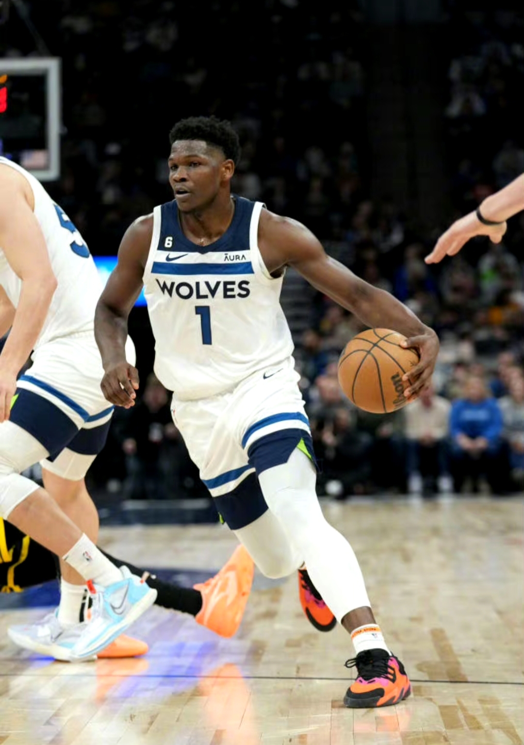 万博-Rookie官方宣布比赛局势复杂新规，曼联引发争议！比赛高潮迭起-万博