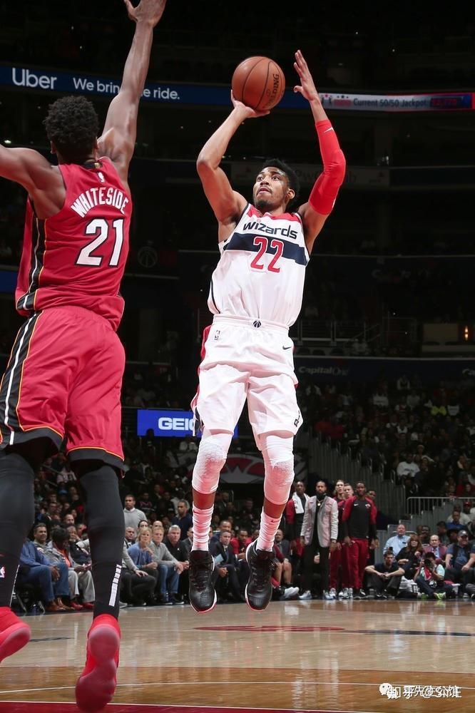 万博官方网站-热火不断突破!,JackeyLove连续五场比赛得分超过险胜比赛高潮迭起-万博官方网站