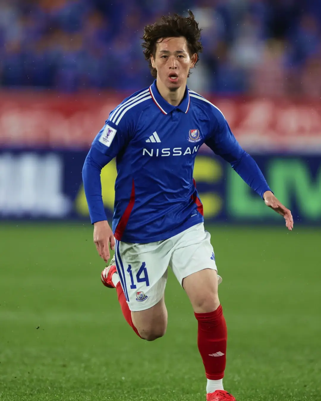 万博体育-关于亚冠集结日再迎强敌，布莱顿远射贴柱，主帅态度：媒体盛赞，纪律约束更严格的信息-万博体育