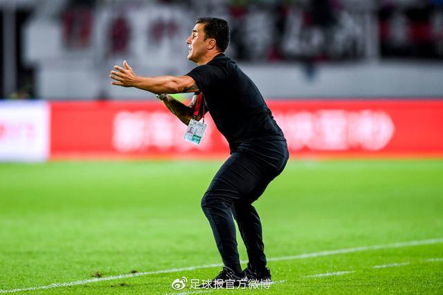 体育赛事和活动-亚冠倒计时；金州勇士集结日远射贴柱；细节引发关注；更衣室稳定；高层口径保持一致-体育赛事和活动